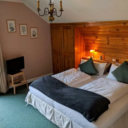 Chalet Sonneck בית הארחה *